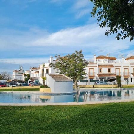 Piso En Apartaclub La Barrosa Chiclana de la Frontera Ngoại thất bức ảnh